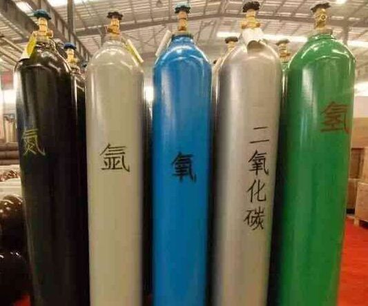 太原工業(yè)氣體氧氣，乙炔，氬氣，氮?dú)獾闹迫∨c用法